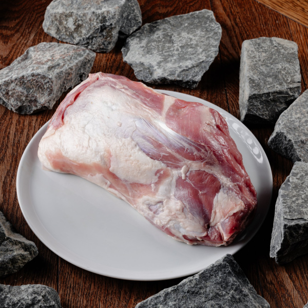 Лопатка ягнёнка(целая передняя нога)